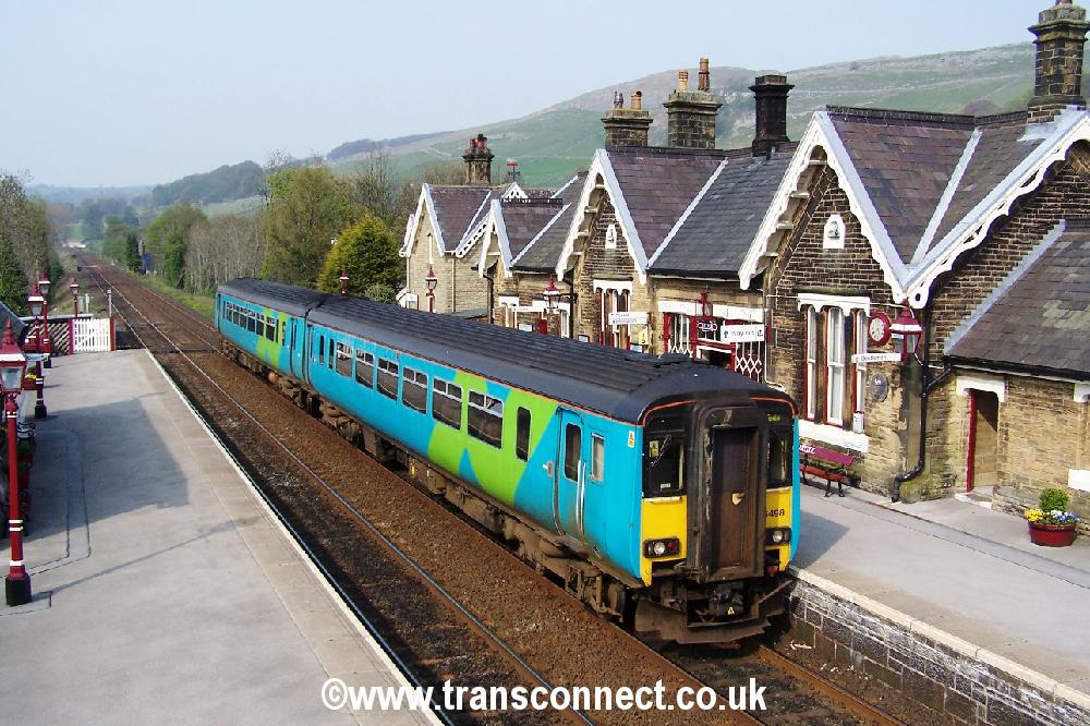 156498 At Settle Station 1 040506.JPG